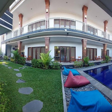 The Lucky Canggu Exteriör bild
